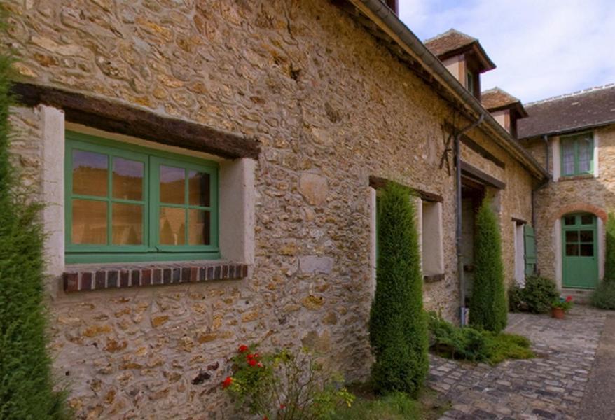 Готель La Ferme Des Vallees Les Essarts-le-Roi Екстер'єр фото